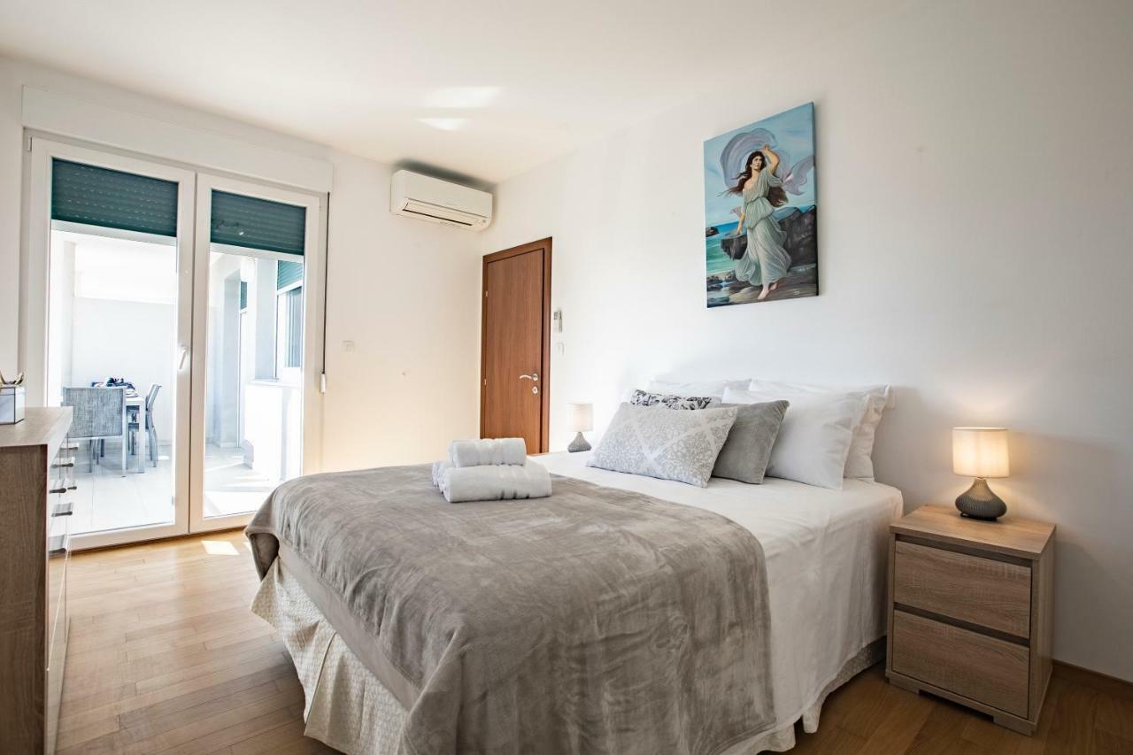 Adriatic Dream Apartment Split Exterior photo